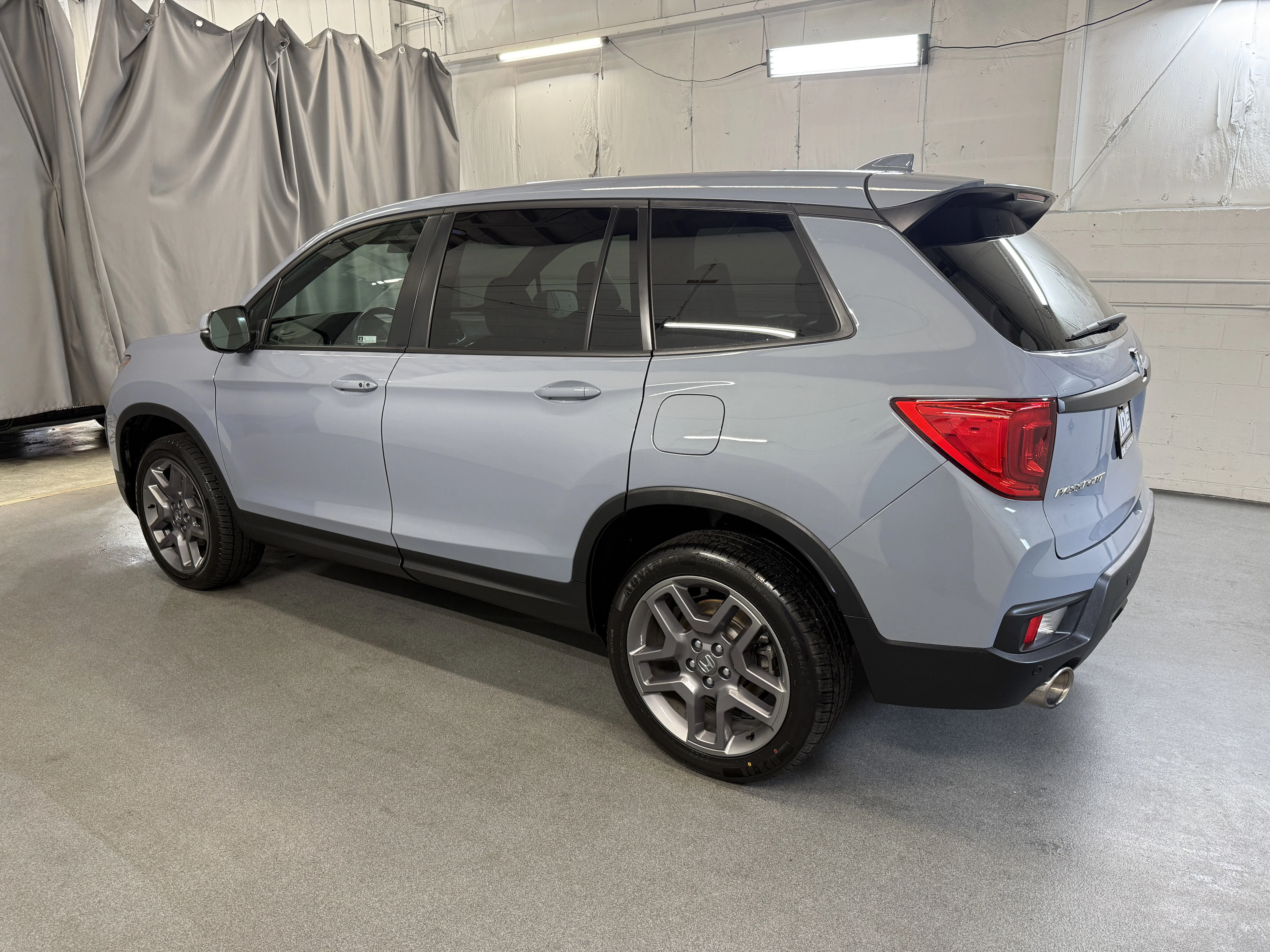 Certified Used 2023 Sonic Gray Pearl Honda EX-L image 6