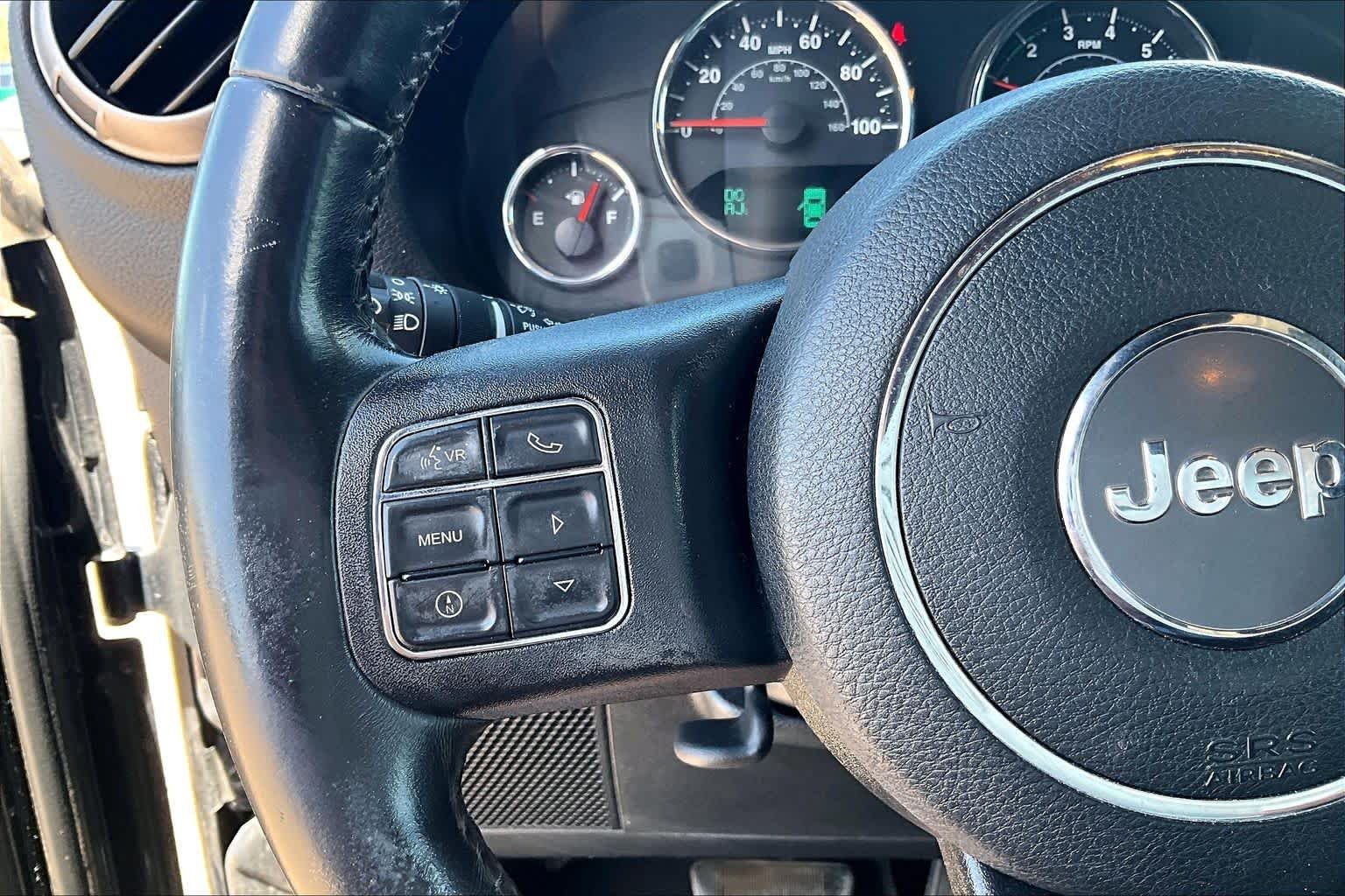 Used 2018 Black Clearcoat Jeep Sport S image 20