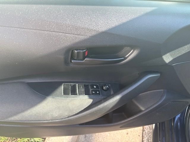Used 2025  Toyota LE image 22