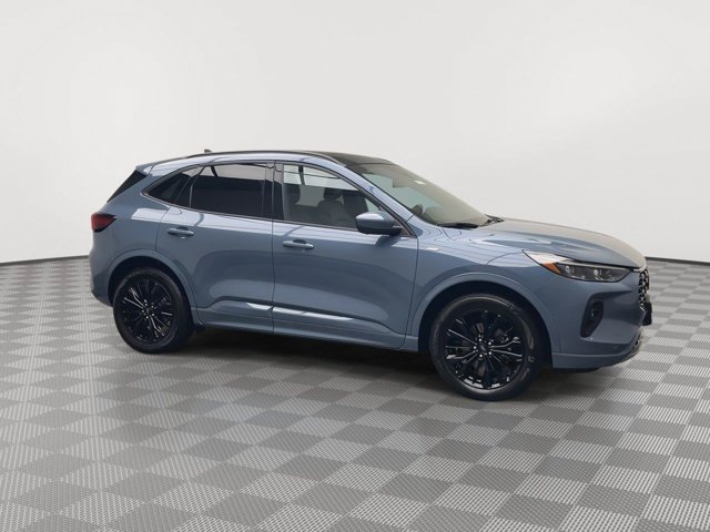 Used 2025 Vapor Blue Ford ST-Line Elite image 43