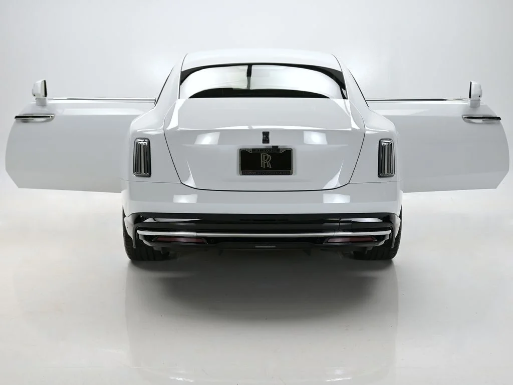 Certified Used 2025 Arctic White Rolls-Royce  image 30
