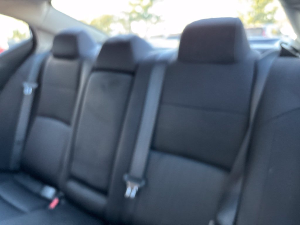 Used 2020 White Nissan 2.5 S image 18