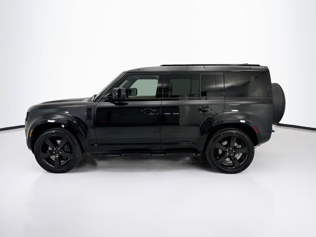 New 2026 Santorini Black LAND ROVER X-Dynamic SE image 8