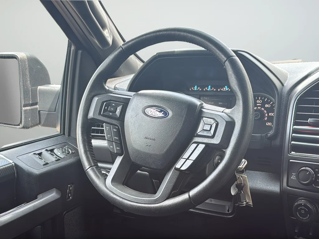 Used 2019 Black Ford XLT image 42
