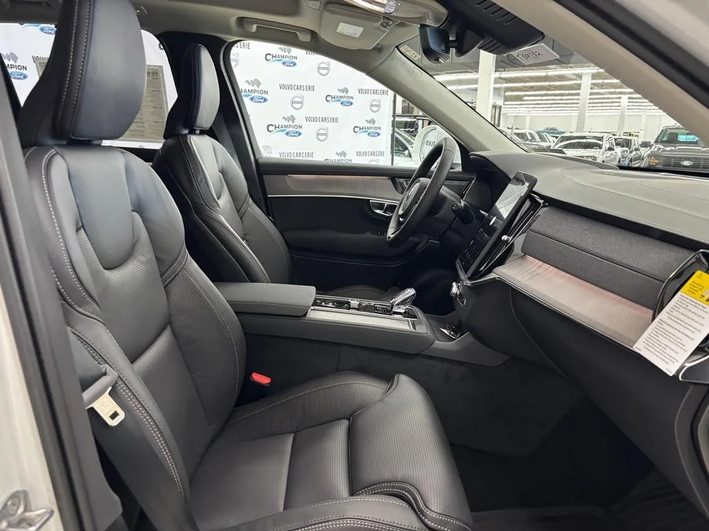 New 2026 Crystal White Volvo Ultra image 15