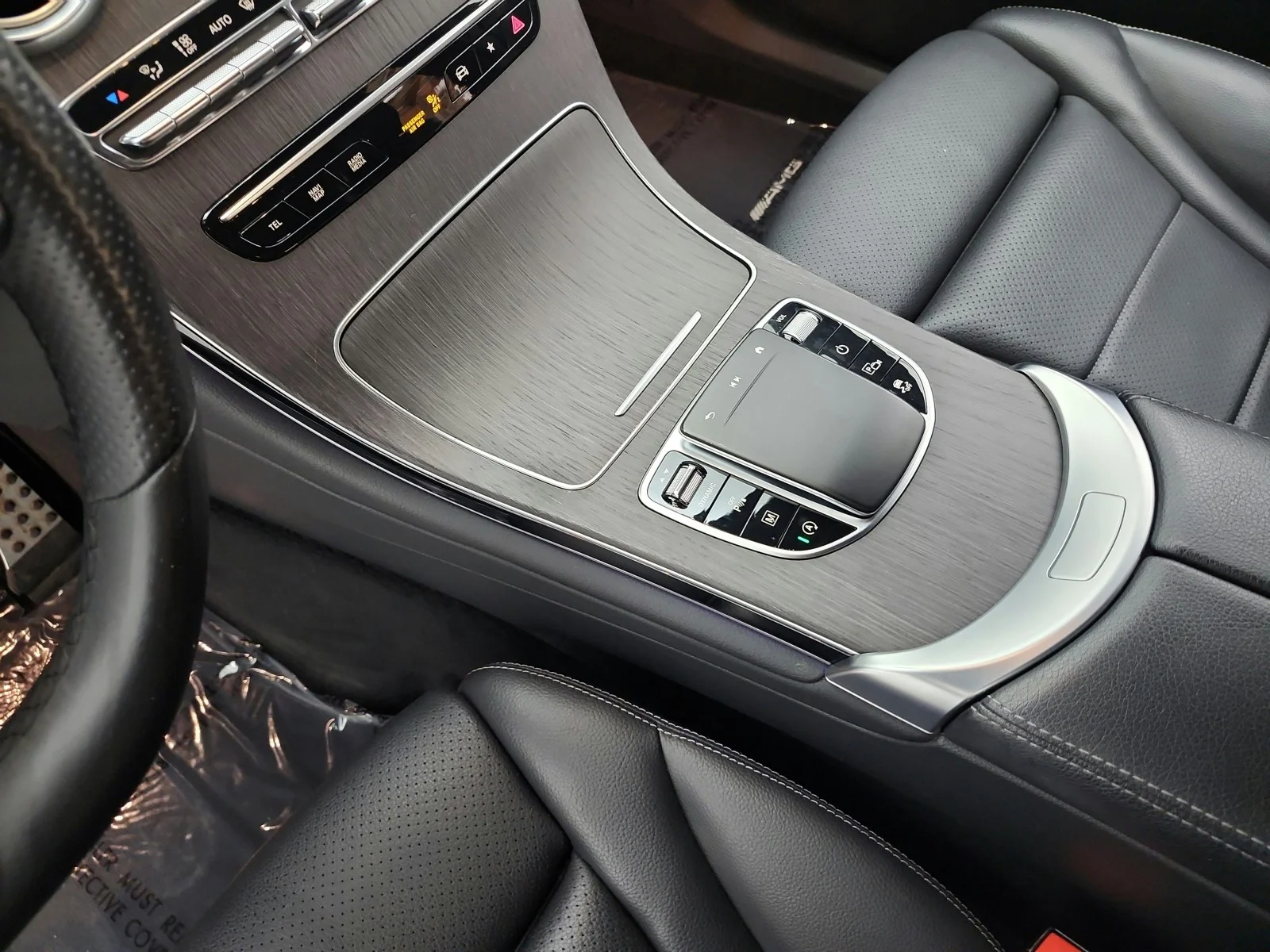 Used 2022 Graphite Grey Metallic Mercedes-Benz GLC 300 SUV image 11