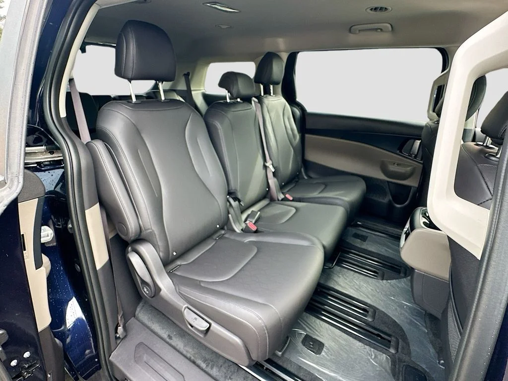 New 2026 Deep Chroma Blue Kia LXS image 26
