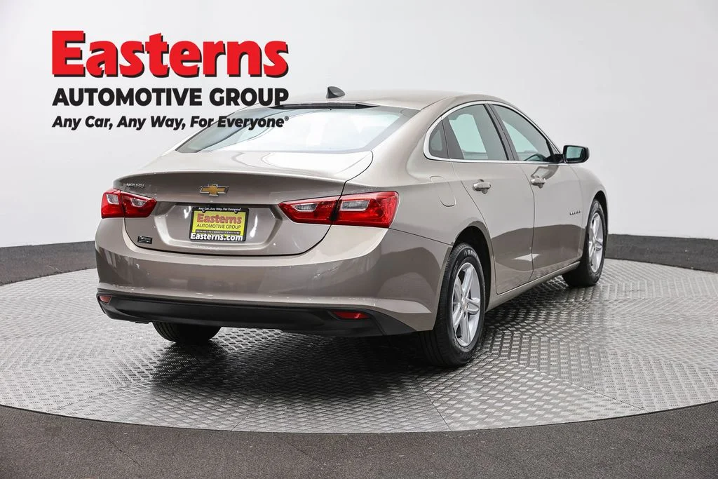 Used 2024 Gray Chevrolet LS image 5