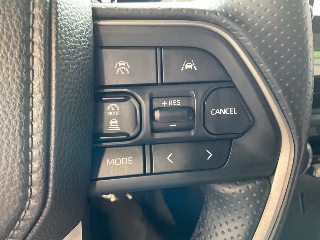 Certified Used 2025  Toyota SR5 image 13
