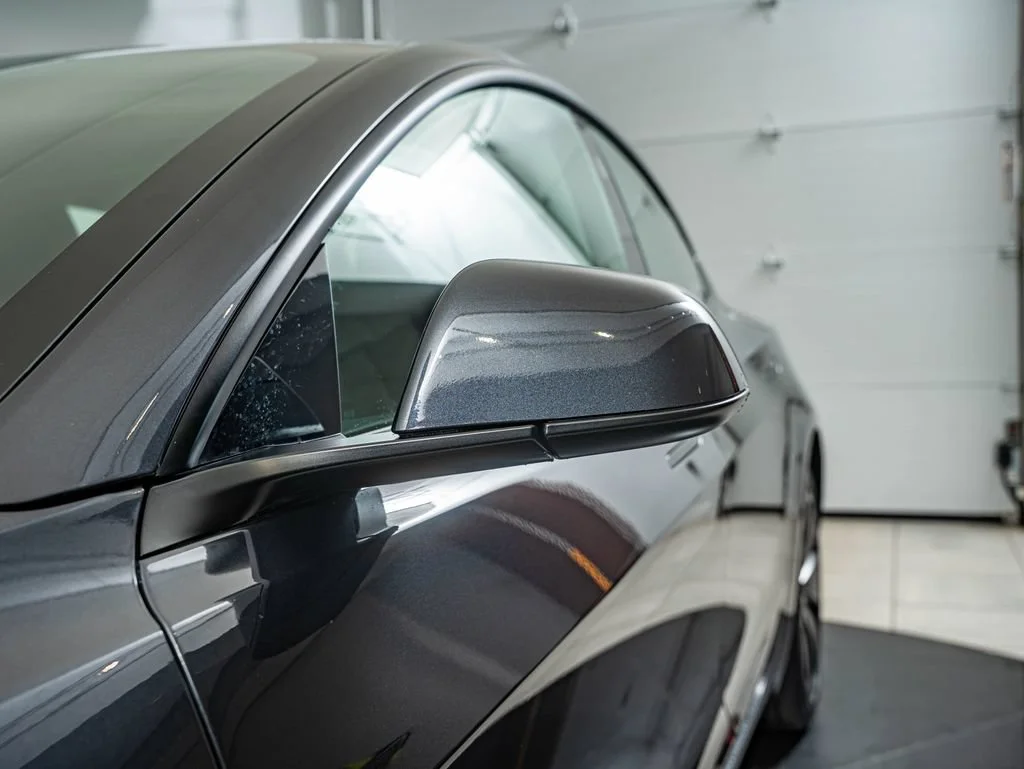 Used 2024 Stealth Gray Tesla  image 9