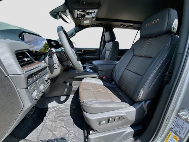 2026 Chevrolet Suburban High Country - Photo 23