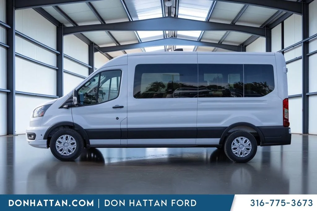 New 2026 Oxford White Ford Passenger Van XLT image 3