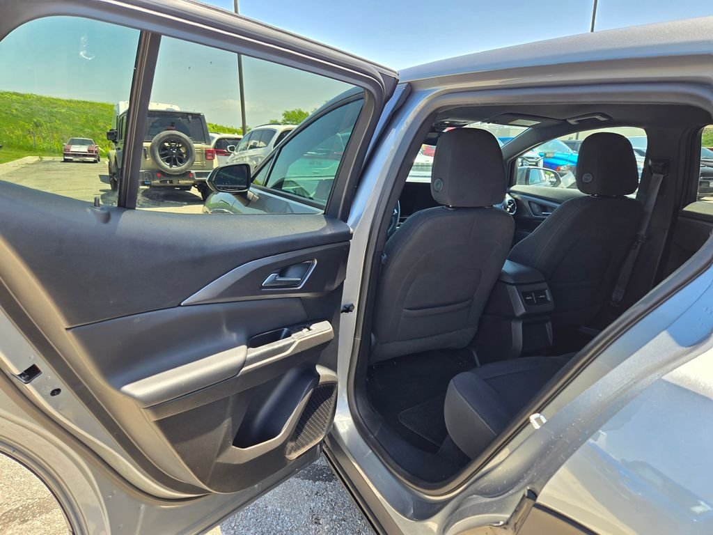 Used 2025 Gray Chevrolet LT image 23