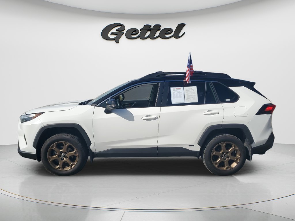 Used 2023 White Toyota Woodland Edition image 8
