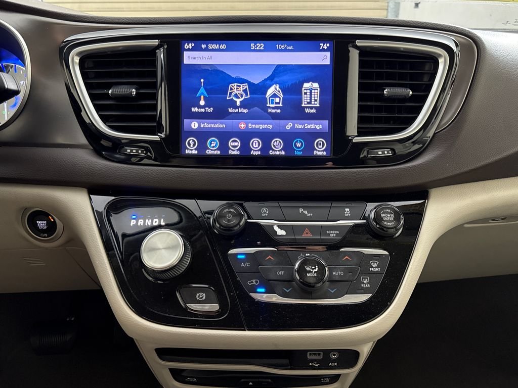 2018 Chrysler Pacifica Touring L Plus - Photo 16