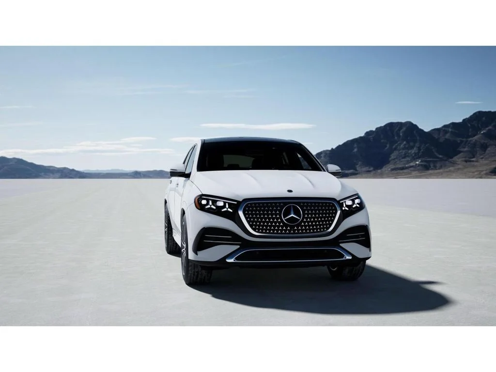 New 2027 White Mercedes-Benz GLE 450 image 8
