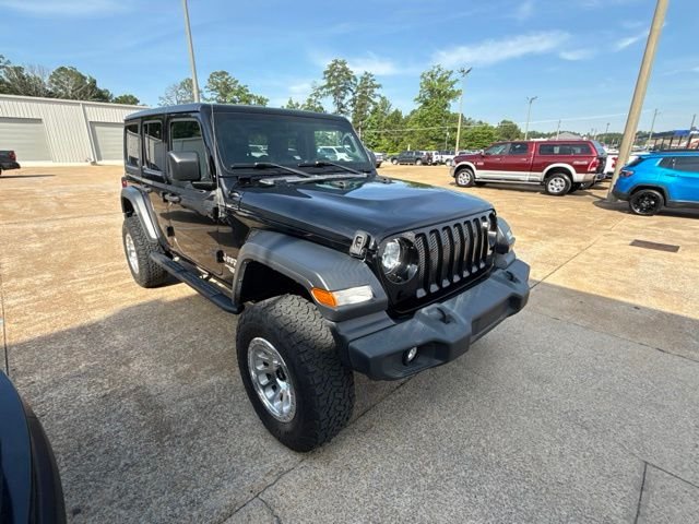 Used 2020 Black Jeep Unlimited Sport S image 2