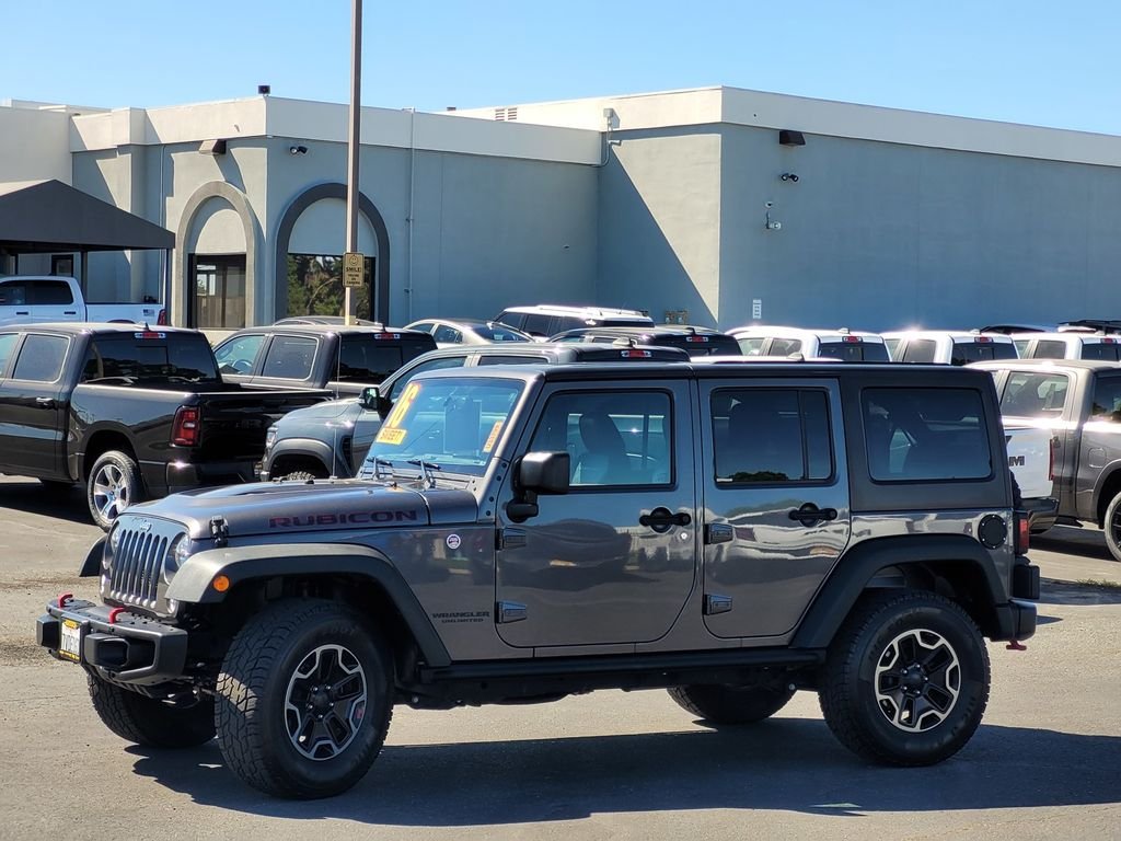 Certified Used 2016 Gray Jeep Unlimited Rubicon image 7