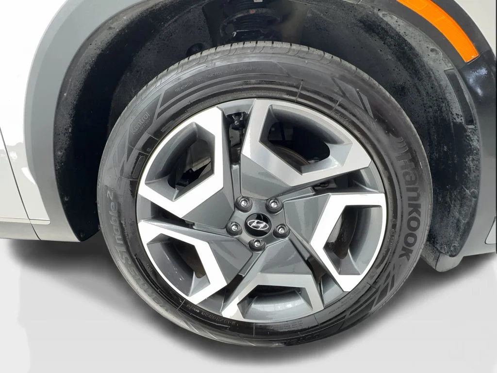 Used 2025 Silver Hyundai Limited image 13
