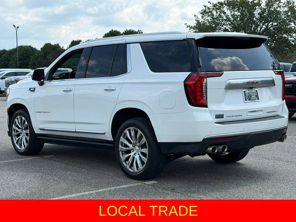 Used 2023 SUMMIT WHITE GMC Denali image 3