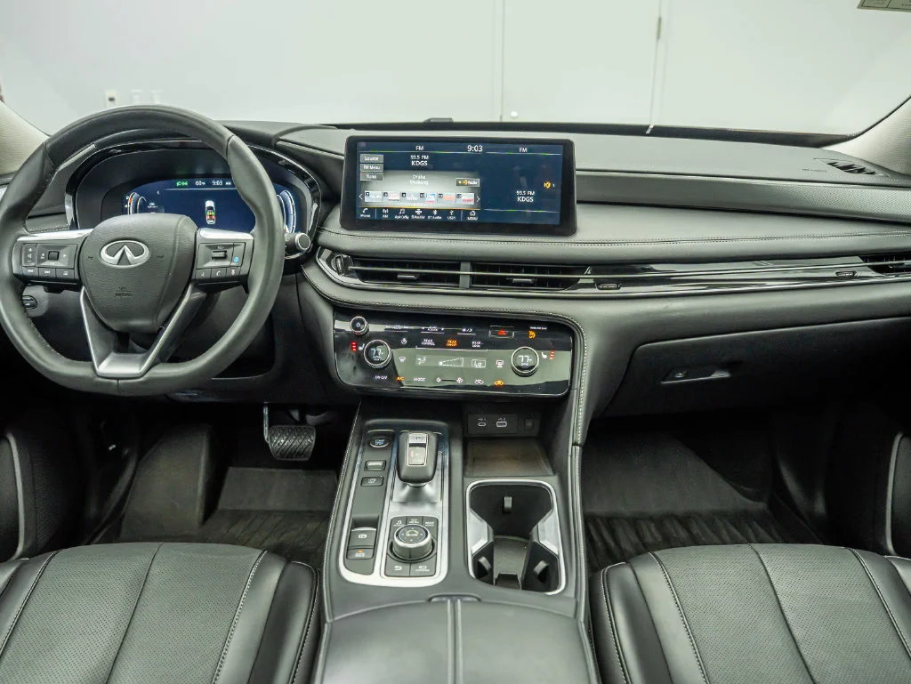Used 2023 Warm Titanium INFINITI LUXE image 30