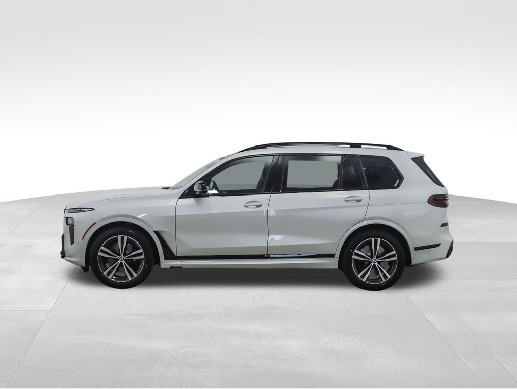 Used 2025 BMW X7 M60i with VIN 5UX33EM09S9Z35624 for sale in Minneapolis, Minnesota