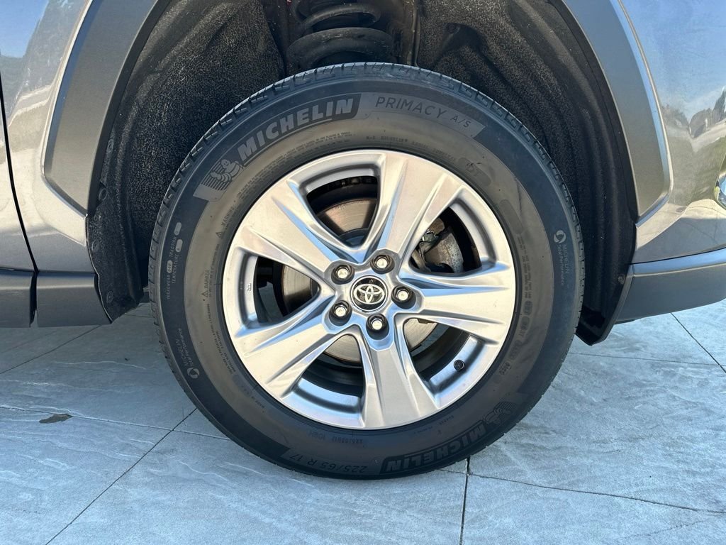 Used 2022 Gray Toyota XLE image 6