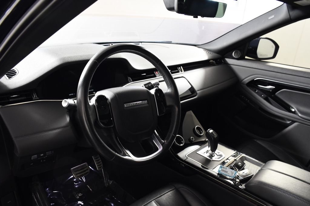 Used 2020 Santorini Black Metallic Land Rover R-Dynamic SE image 12