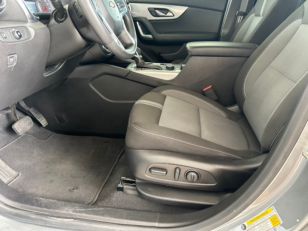 Used 2023 Gray Chevrolet LT image 13