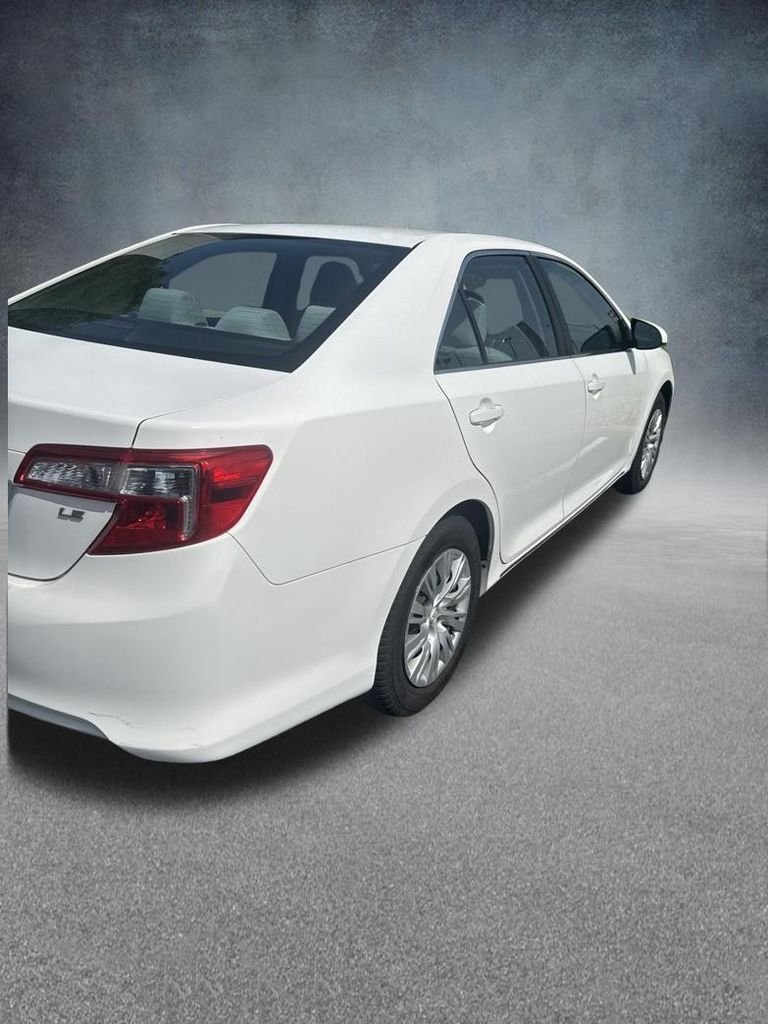 Used 2012 Super White Toyota LE image 3