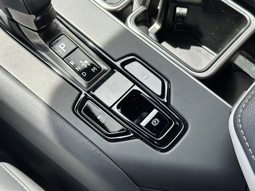 Used 2025 Beige Lexus 500h F SPORT Premium image 9