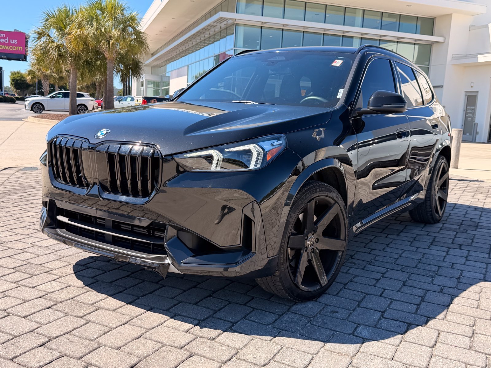 2023 BMW X1
