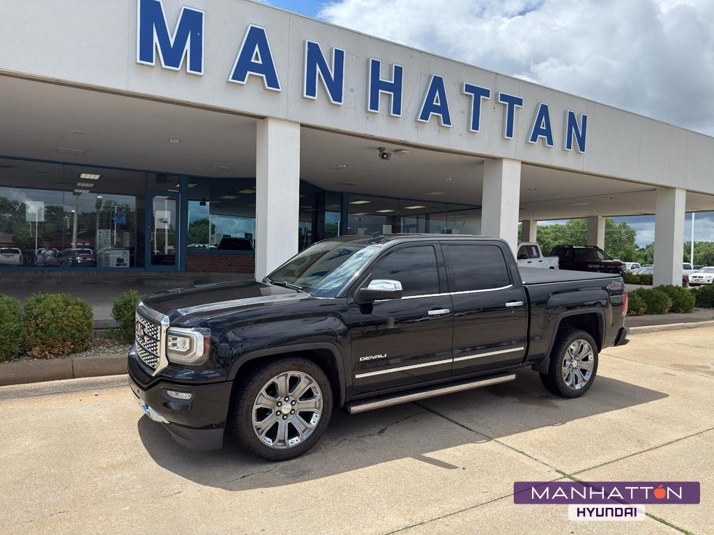 2017 GMC Sierra 4WD Crew Cab Short Box's photo