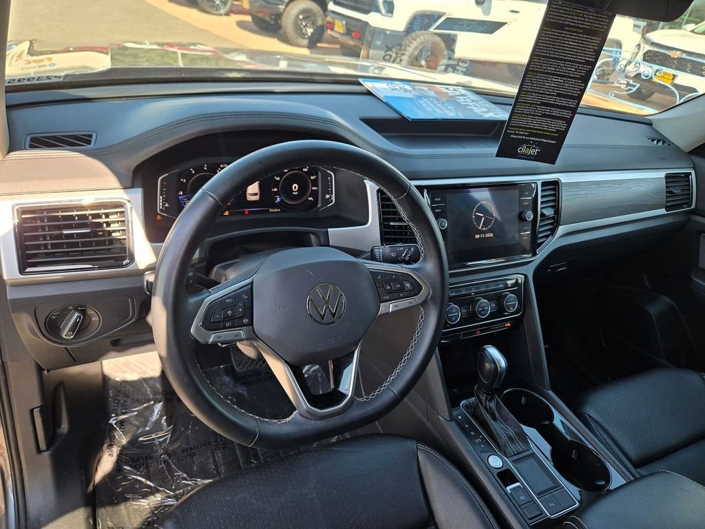 Used 2022 Gray Volkswagen 3.6L V6 SE w/Technology image 6