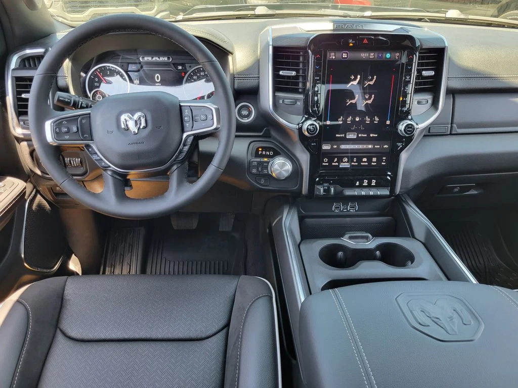 2026 Ram Ram 1500 Pickup photo 3