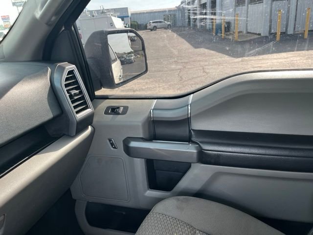 Used 2019 White Ford XLT image 27
