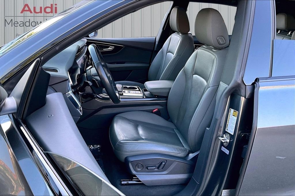 Used 2020 Gray Audi 55 Premium Plus image 21
