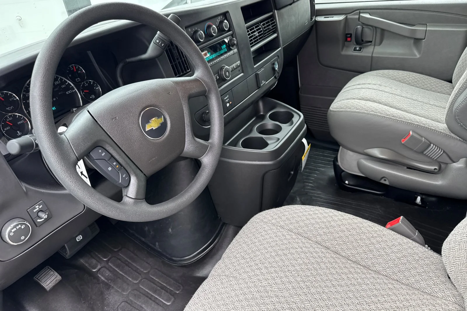 2026 Chevrolet Express Cargo 1WT view 11
