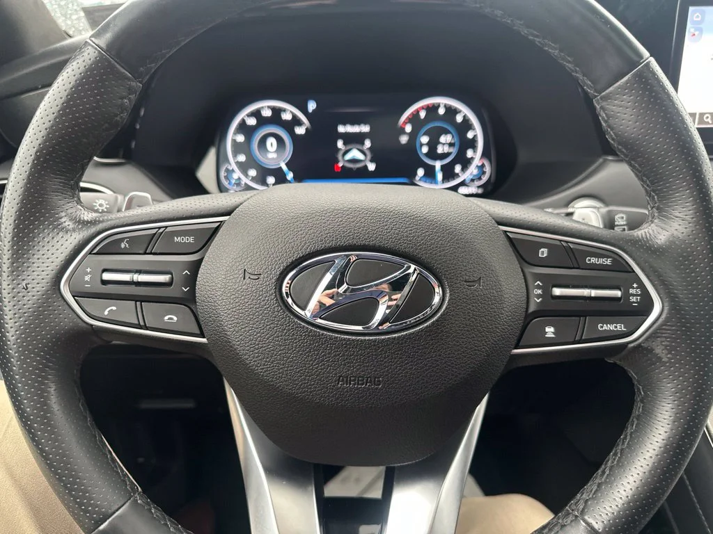 Used 2021 White Hyundai Calligraphy image 29