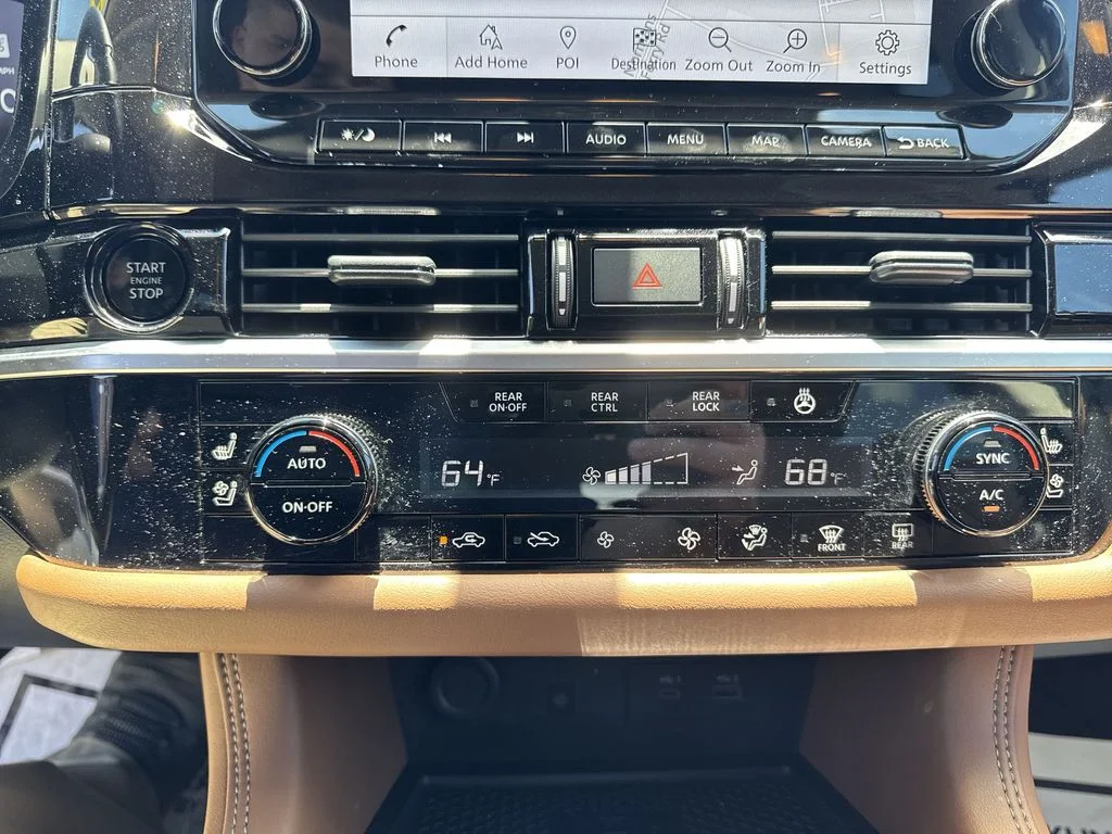 Used 2025 Gray Nissan Platinum image 19