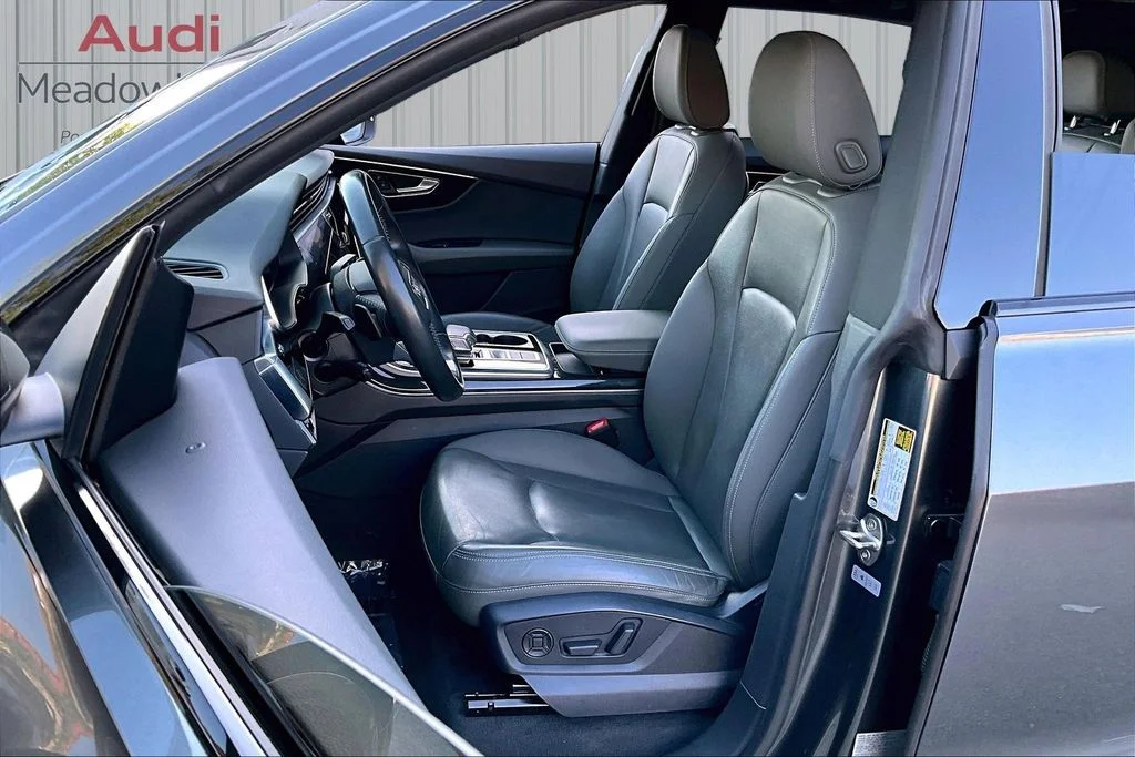 Used 2020 Gray Audi 55 Premium Plus image 21