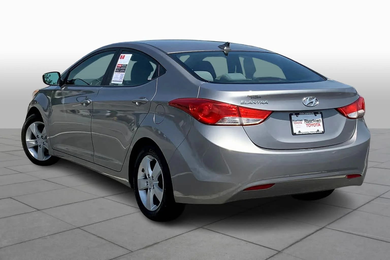 Used 2011 Titanium Gray Metallic Hyundai GLS image 10