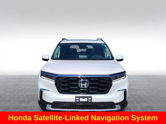 Used 2025 White Honda Elite image 2