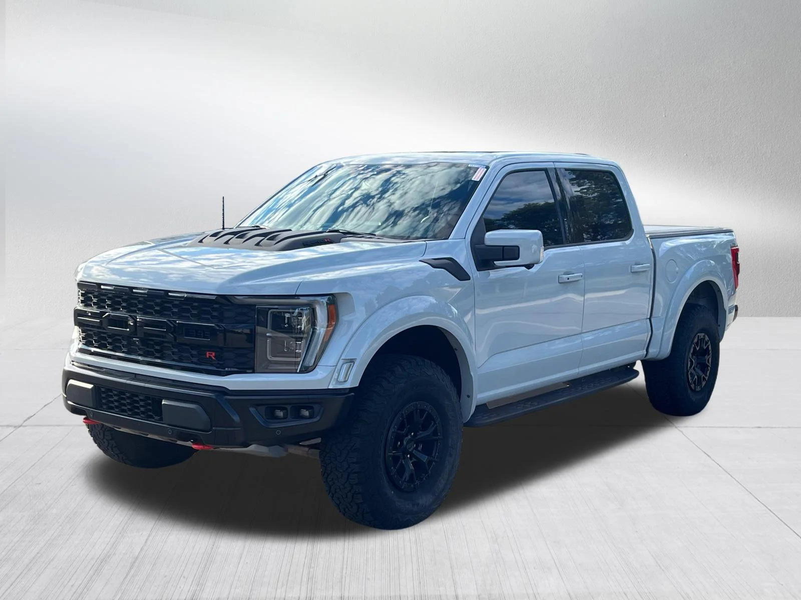 Used 2023 Avalanche Ford Raptor image 3