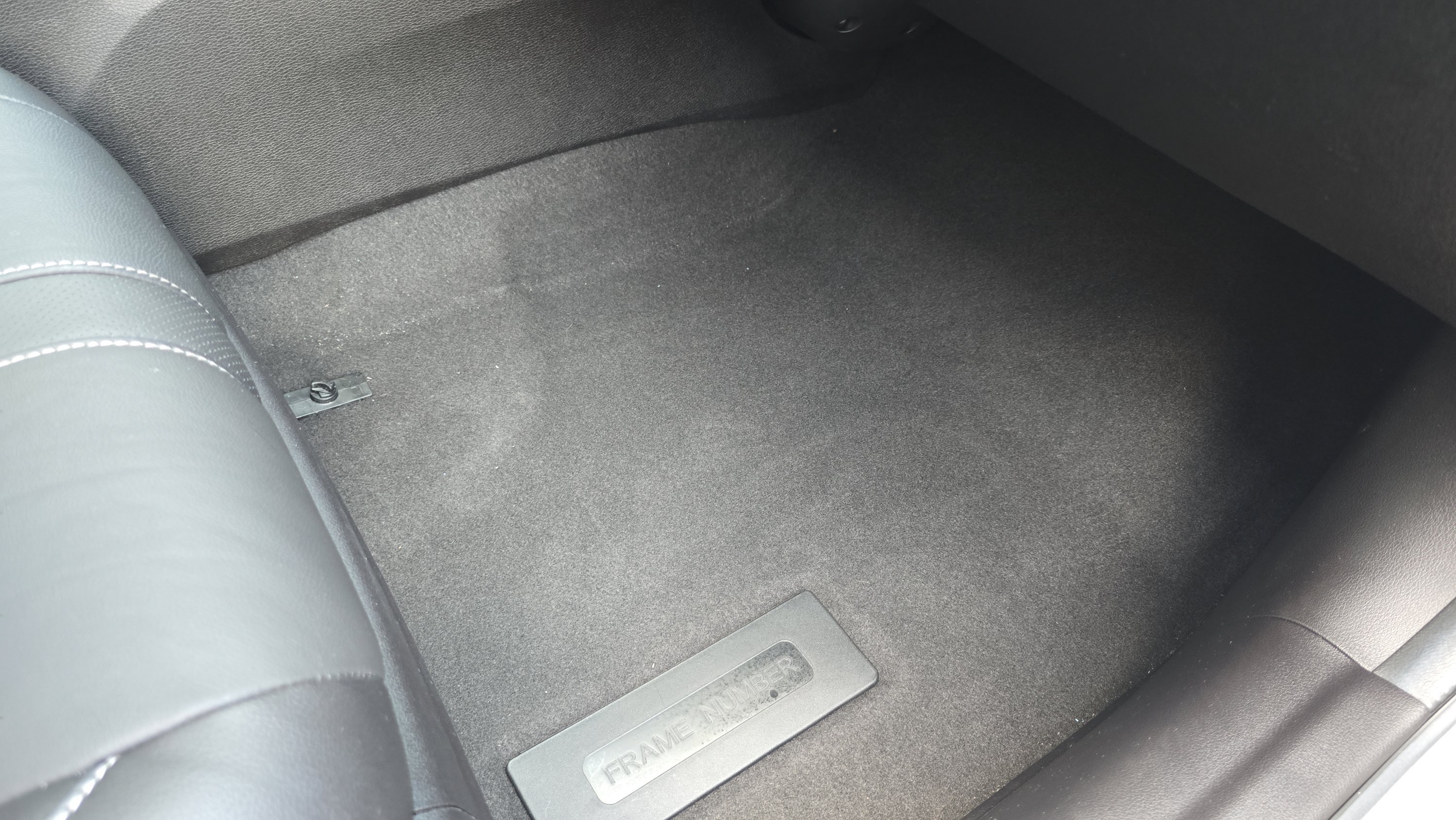 Used 2019 White Acura w/Premium Pkg image 25