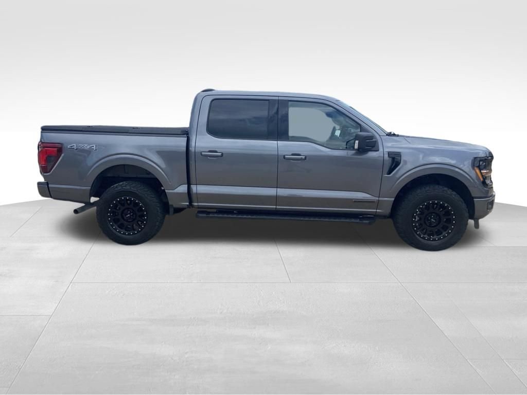 Used 2024 Gray Ford XLT image 13