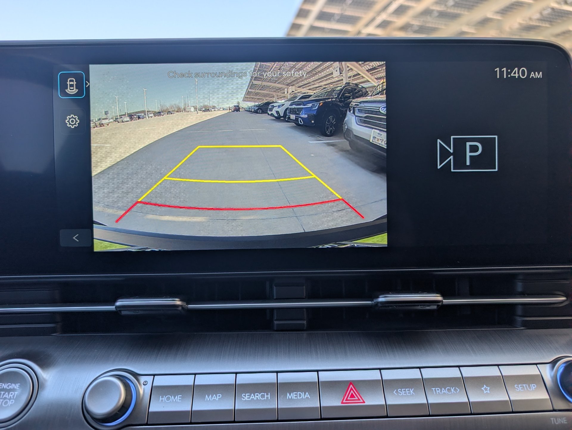 2025 Hyundai Kona SEL - Photo 16