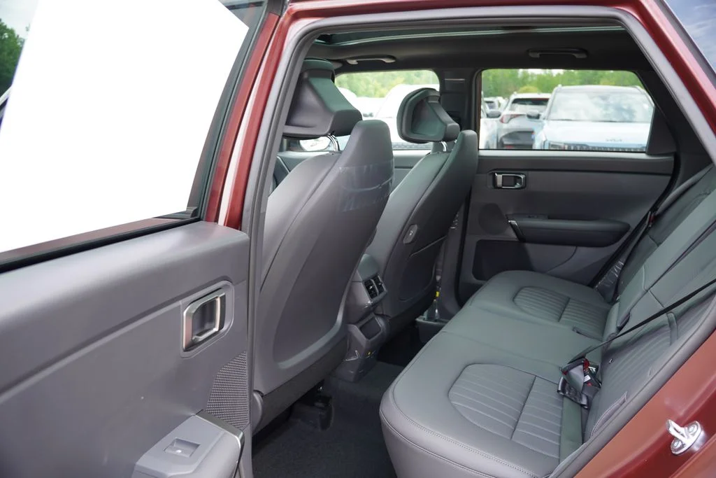 New 2027 Magma Red Matte Kia X-Line S image 11
