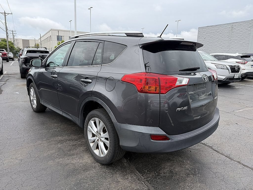 Used 2013 Magnetic Gray Metallic Toyota Limited image 3