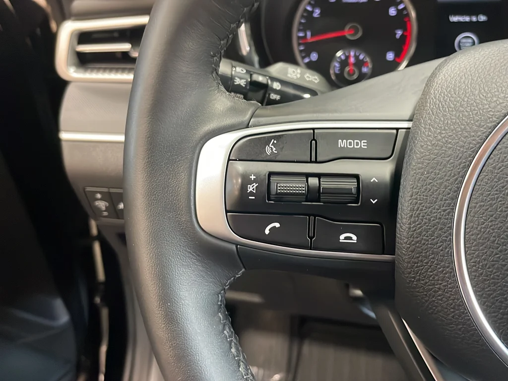 Used 2024 Black Kia GT-Line image 16